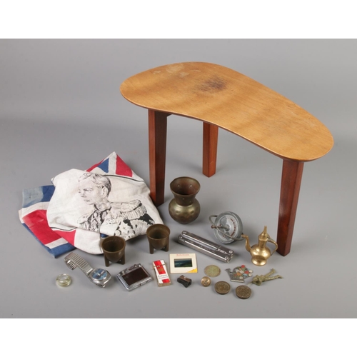 52 - A quantity of collectables. Includes retro style table, lighters, Edward VIII flag etc.