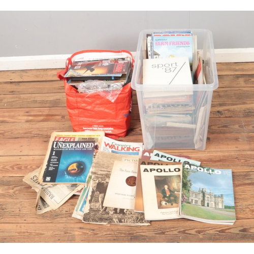 526 - A collection of assorted books, magazines and annuals including Apollo, Reader's Digest, Sport 87', ... 