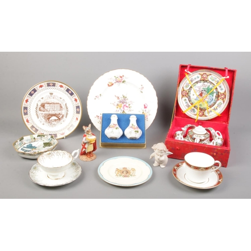 87 - A good collection of ceramics, to include boxed Oriental tea set, Clarice Cliff coronation plate, Ro... 