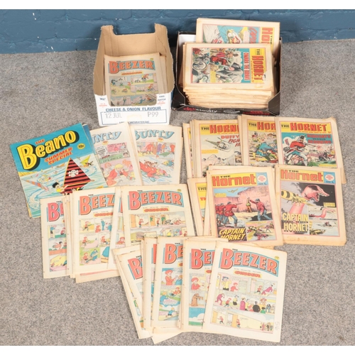 512 - A quantity of paper comics. Includes Hornet, Beano, Beezer, etc.