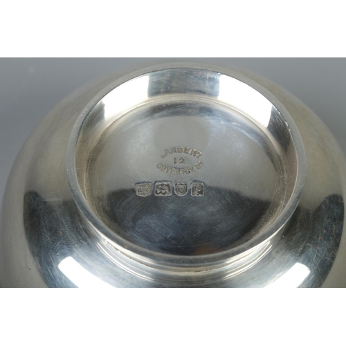 56 - An early 20th century small silver presentation bowl. Inscription reads JOA, The Gift of Viscount Ha... 