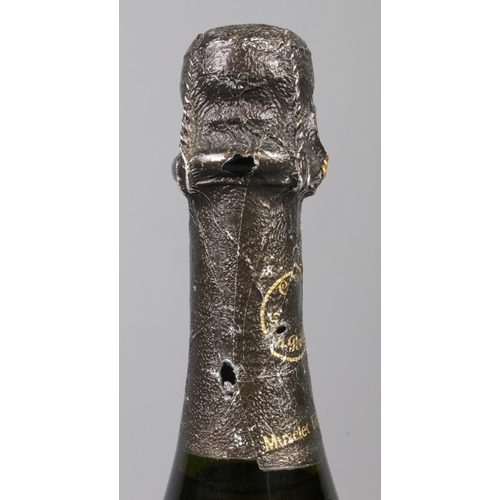 87 - A vintage bottle of Moet Et Chandon Cuvee Dom Perignon Champagne, 1985. Full and sealed. 75cl.