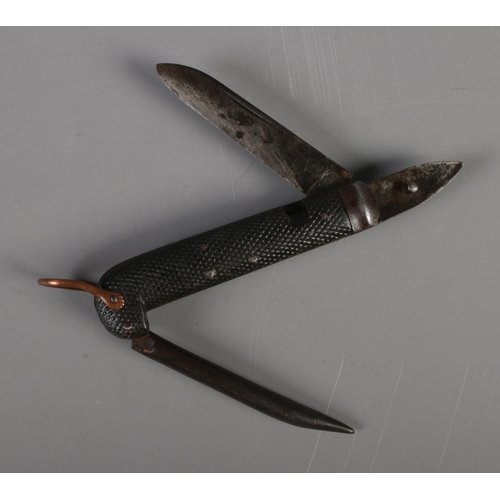 242 - WW1 British Army folding jack knife, Sheffield steel. CAN NOT POST OVERSEAS