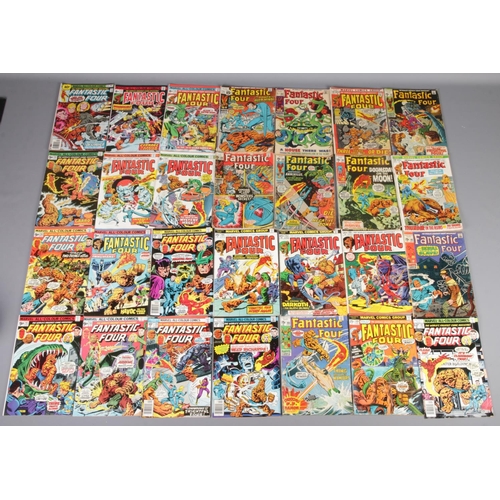 418 - A large quantity of 1960s and 70s Marvel Comics Group Fantastic Four comics. Approximately 50. Inclu... 