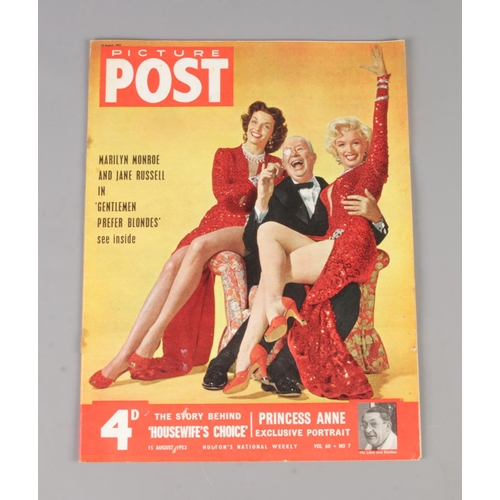 477 - Picture Post magazine dated 13th August 1953 featuring Marilyn Monroe . Image of Marilyn together wi... 