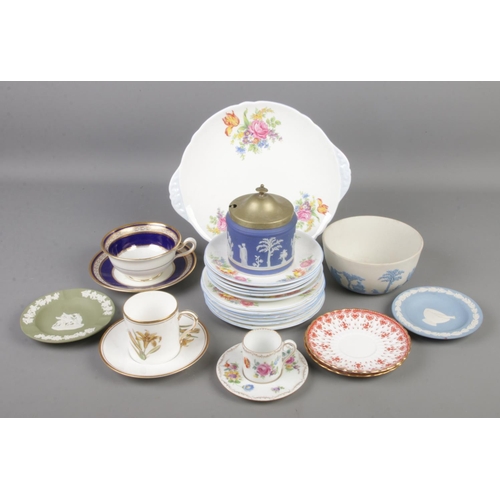 82 - A collection of ceramics. Includes Shelley, Spode, Wedgwood, Royal Worcester Lily etc.