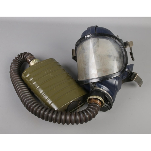 83 - An Arco gas mask.