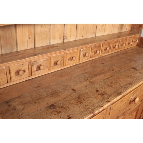 357 - A large pine farmhouse welsh dresser with three drawers over three doors.

Hx216cm
Wx175cm
Dx60cm