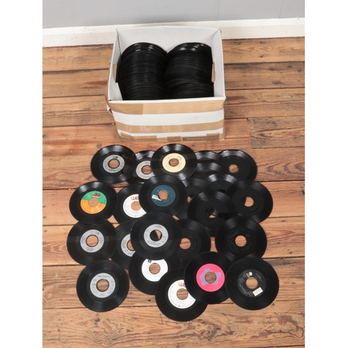 163 - A large collection of jukebox single vinyl records including many 1990's black label single and juke... 