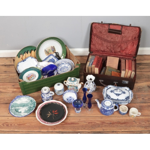 185 - A box of assorted ceramics and glassware, including Masons Vista, Alfred Meakin and Sadler, together... 