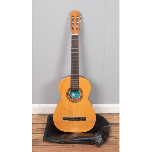 211 - A acoustic Classico guitar with carry case