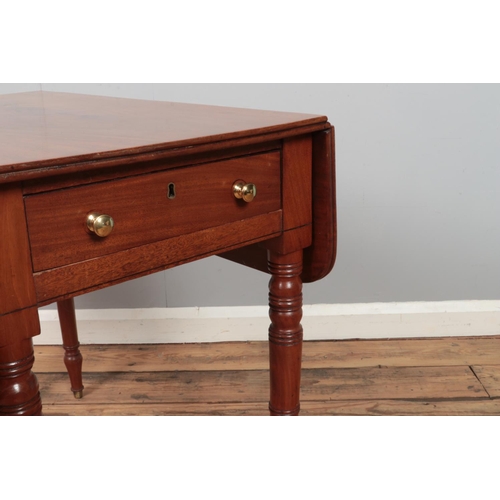 326 - A Victorian mahogany Pembroke table with brass feet.

Hx67cm
Wx76cm
Dx44cm