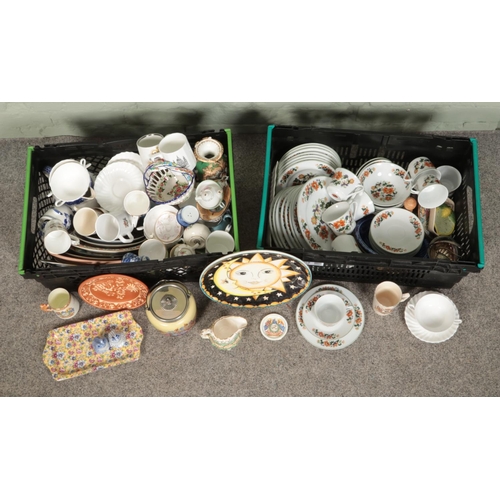 193 - Two boxes of assorted ceramics, to include examples from Royal Doulton, Sadler, Coronation and a nea... 