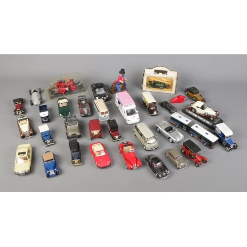 315 - A box of assorted diecast vehicles to include Matchbox Models of Yesterday, Days Gone, Lledo, etc.