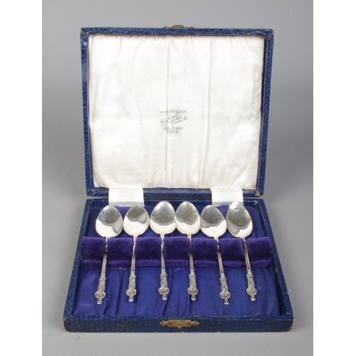 468 - A boxed set of silver apostle spoons. Assayed for Birmingham, 1945 for AJ Bailey. Silver weight: 24.... 