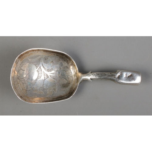 434 - A silver caddy spoon, John Thropp, Birmingham 1826, 8g.