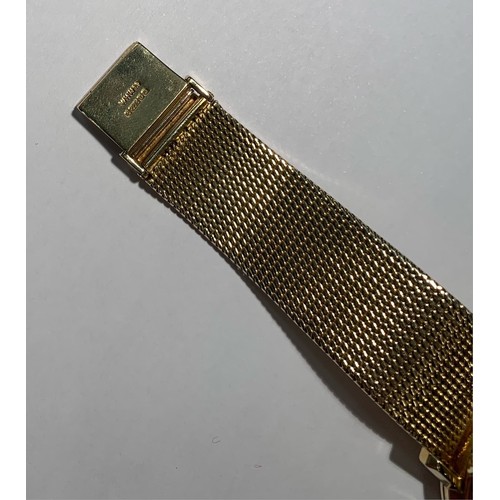 82 - A gents 9ct gold Omega De Ville automatic wristwatch on 9ct gold Omega mesh strap. Having baton mark... 