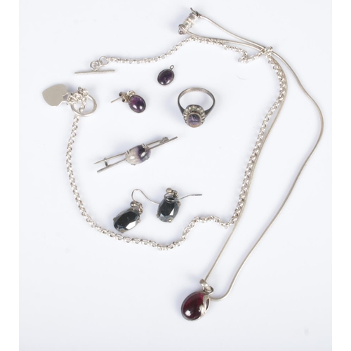 366 - A quantity of silver and white metal jewellery. Includes blue john set brooch, necklace with heart s... 