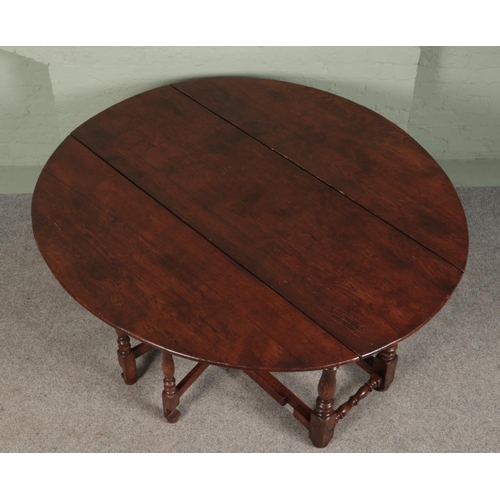 430 - An oak wake table in the manner of Titchmarsh & Goodwin.

Hx74cm
Wx167cm
Dx154cm