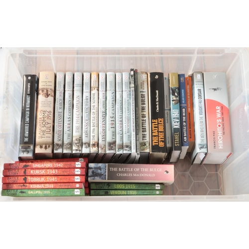 399 - A box of WWI & WWII famous battle books. Includes Normandy, Berlin, Dresden, Hamburg, etc.