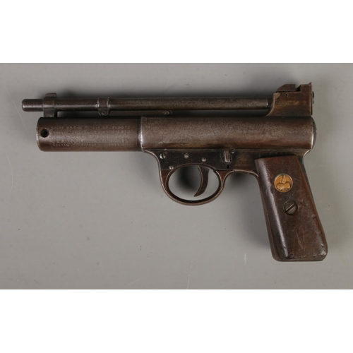 407 - A Webley and Scott Mark 1 .177 cal air pistol, serial number 40530. CANNOT POST OVERSEAS.