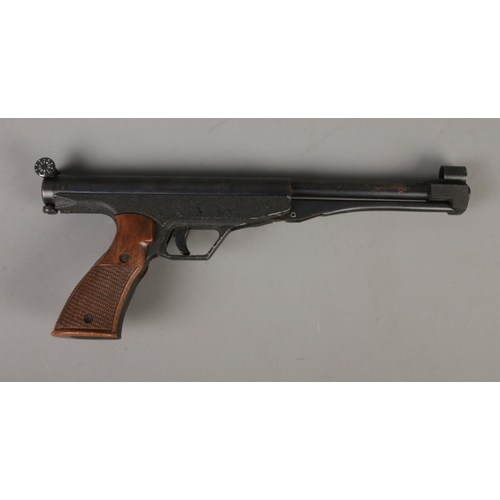 409 - An El Gamo Center .177 cal underlever Spanish air pistol, serial number H27707. CANNOT POST OVERSEAS... 