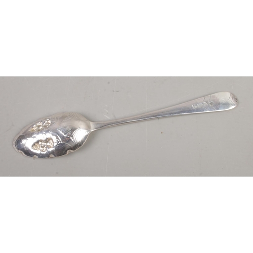 433 - A Georgian silver Hester Bateman berry spoon hallmarked London 1782. Total weight 51g.