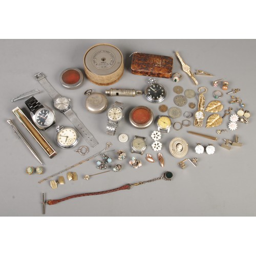 398 - A quantity of collectables and jewellery. Includes Carronade automatic wristwatch, two Smiths pocket... 