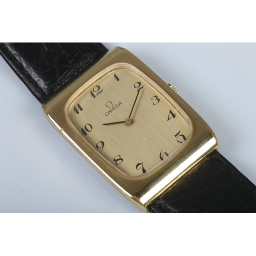 89 - A gents gold plated Omega manual wristwatch. Having gilt dial and Arabic numeral markers. The case h... 