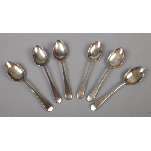 584 - A set of six George V silver teaspoons, in case. Assayed for Sheffield, 1915, by Thomas Bradbury & S... 