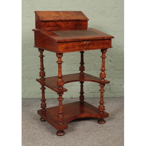 598 - A Victorian walnut Davenport desk with leather inlay writing slope.

Hx97cm
Wx53cm
Dx43cm