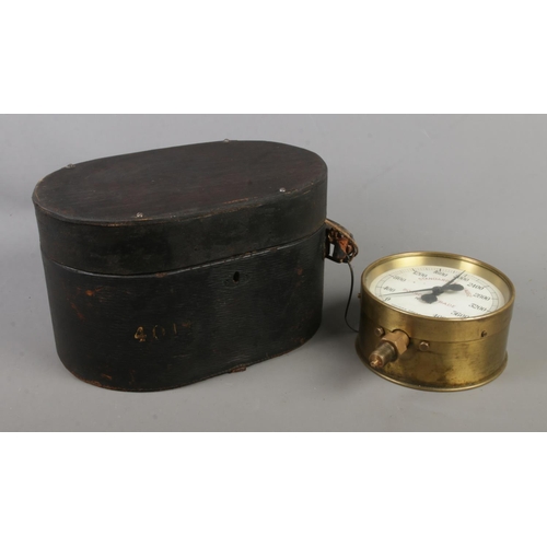 153 - A Dewrance of London 'Standard Test Gauge', No. 4011. Stamped to the reverse 918545. In matching cas... 