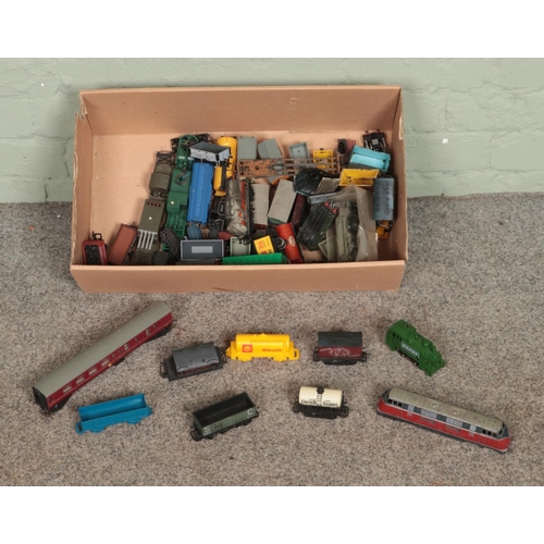 269 - A box of model railway, mostly OO Gauge, rolling stock to include Bachmann, Tri-Ang, Hornby, etc.