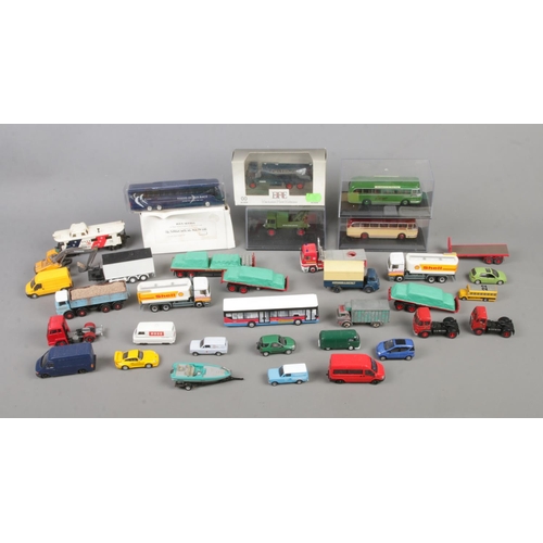 276 - A tray of assorted diecast vehicles to include Oxford Diecast, Lesney/Matchbox, Exclusive First Edit... 