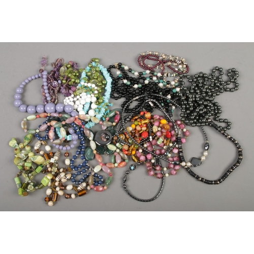 95 - A quantity of mixed bead necklaces.