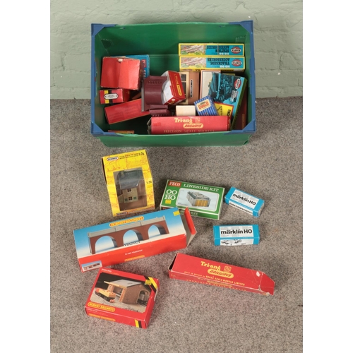 332 - A collection of boxed model railway scenery and accessories to include Tri-Ang, Airfix, Hornby, Lima... 