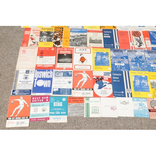 256 - An extremely large collection of assorted 1960's football programmes, to include Manchester United, ... 