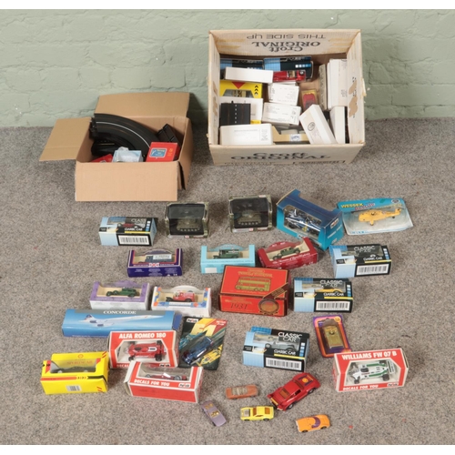 284 - A box of assorted diecast vehicles to include Hobbymaster Tanks, Tri-Ang Minic Motorways, Wooster Br... 