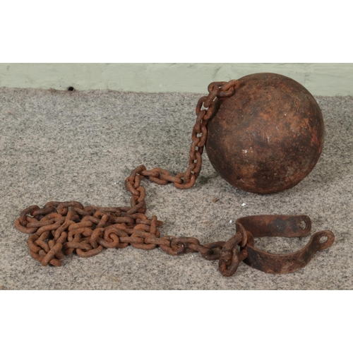 346 - A cast iron prisoners ball & chain.