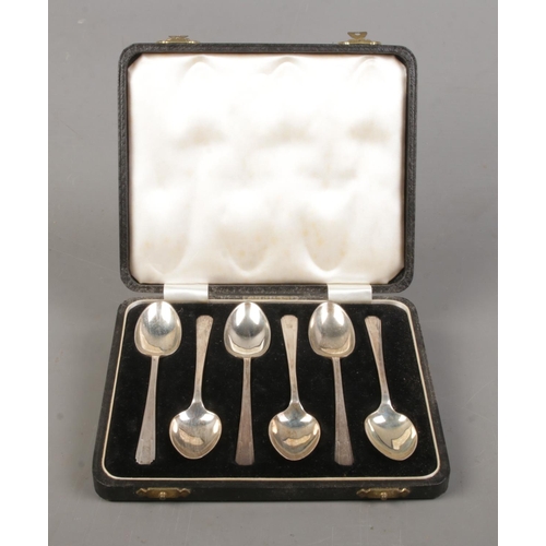 508 - A cased set of six Assayed for Birmingham, 1961 by Barker Brothers Silver Ltd. Total weight: 100g.