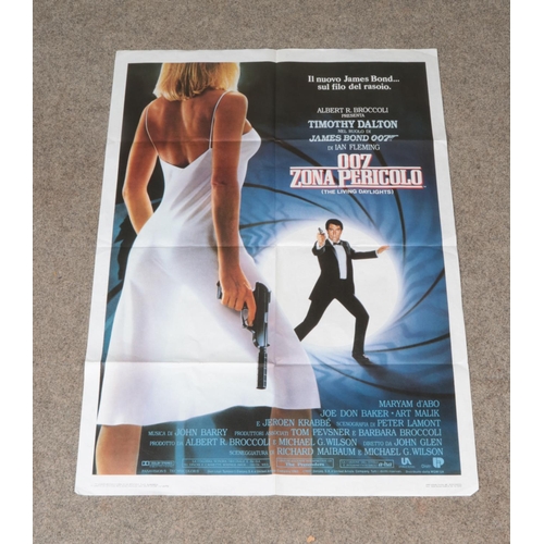 148 - An original 1987 French One-Panel cinema advertising poster for James Bond 007 ' The Living Daylight... 