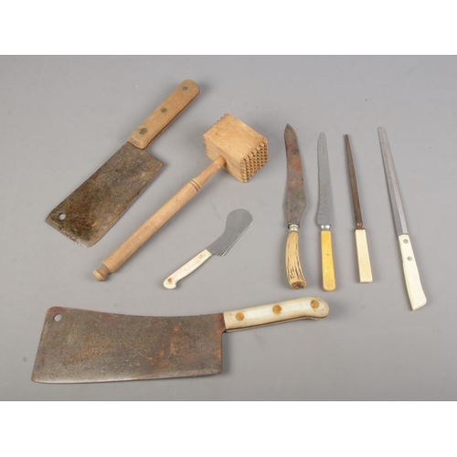 394 - A small quantity of kitchenalia. Includes Parnall cleaver example, etc.