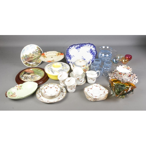 430 - A collection of ceramics including Doric China, Sutherland China, Poole Pottery, Royal Doulton, Gibs... 