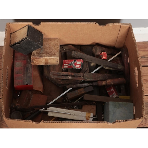 441 - A box of tools. Includes Stanley plane, trowel, screwdrivers, etc.