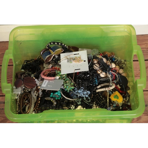 446 - A large box of assorted costume jewellery to include necklaces, earrings, bangles, wristwatches, etc... 