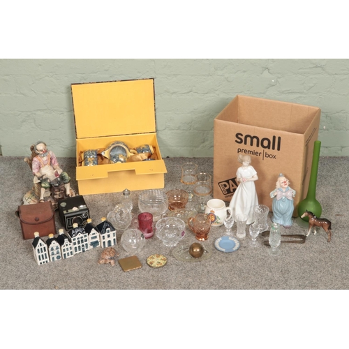 216 - A box of assorted ceramics, glassware and collectables to include collection of blue Delfts KLM Bols... 