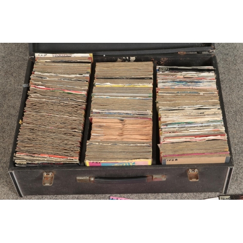 235 - A case of assorted vinyl singles of mainly pop and rock to include Madonna, David Bowie, Frankie Goe... 