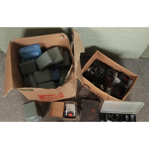 315 - Two boxes of assorted model railway spares, repairs and controllers to include Zero-1, Tri-Ang P.5, ... 