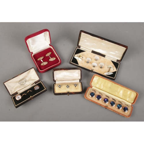 455 - Five cased collar stud/cufflink sets. Includes example by Krementz.