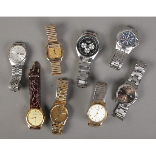 77 - Eight gents quartz wristwatches. Includes Seiko and Sekonda examples.